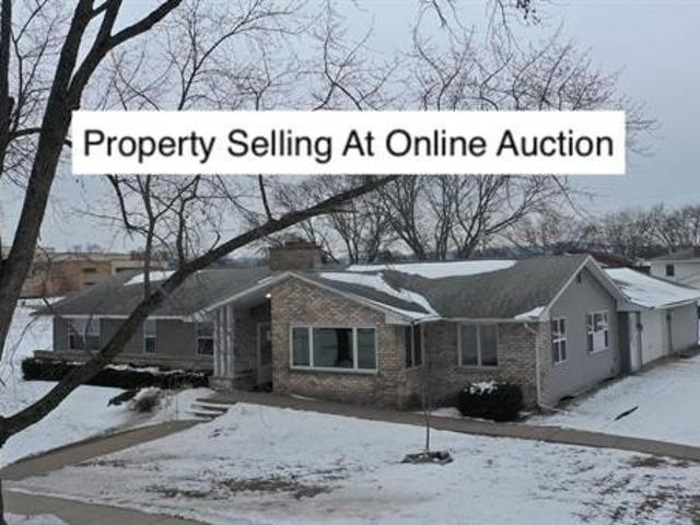 House for sale in Prairie Du Chien, Wisconsin
