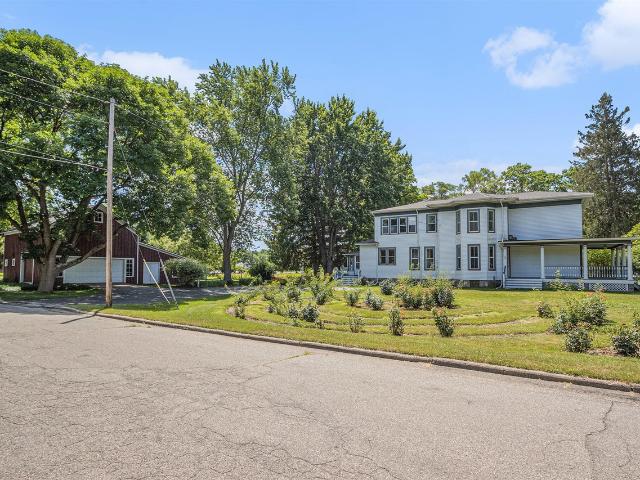 House for sale in Plainwell