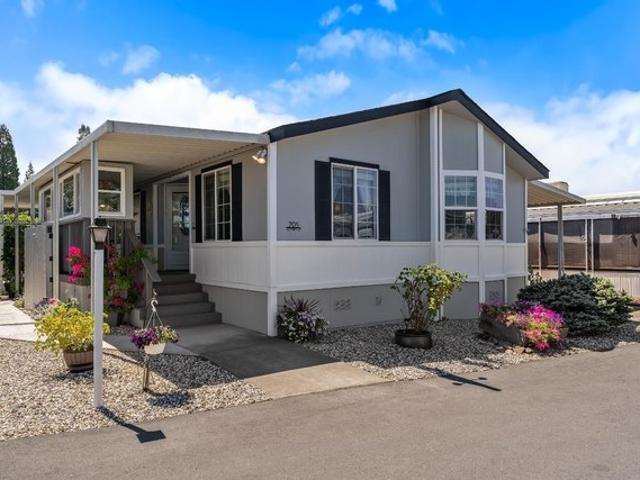 House for sale in Windsor, California