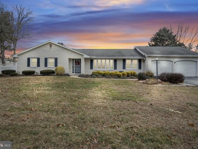House for sale in Cumberland, Pennsylvania