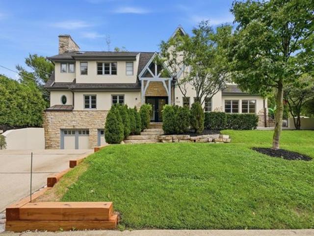 House for sale in Hinsdale, Illinois