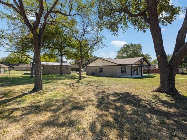 House for sale in Hearne, Robertson County