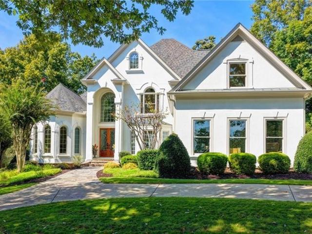 House for sale in Suwanee, Gwinnett County