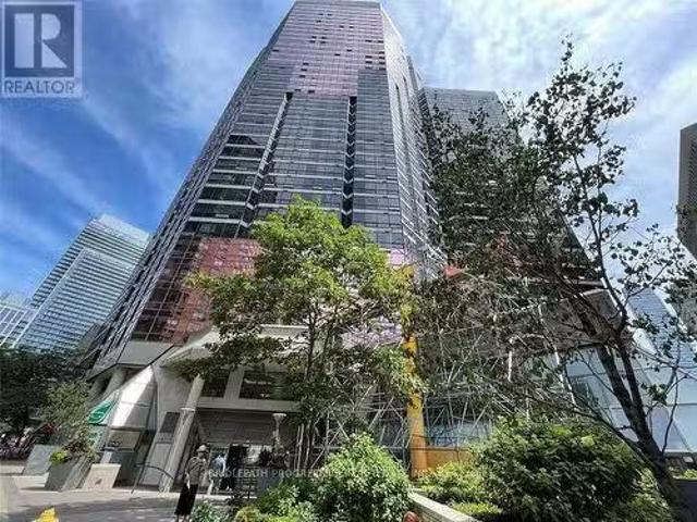 Apartment for rent in Toronto Centre, Toronto