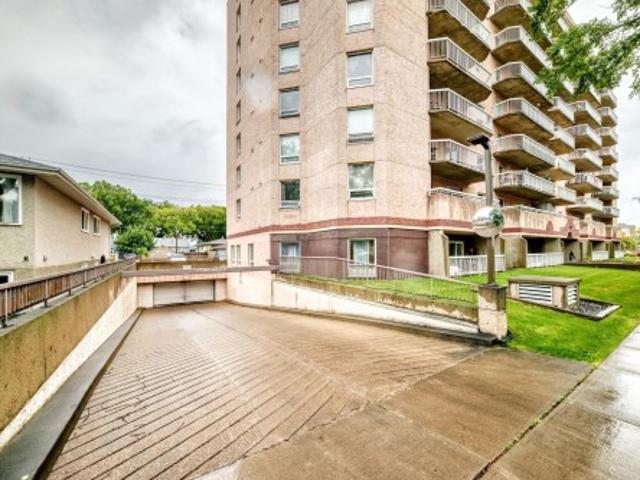 Condo for sale in Wedgewood, Alberta