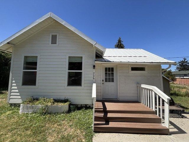 House for sale in Davenport, Washington