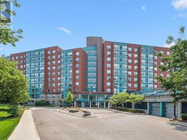 Condo for sale in Waterloo, Ontario