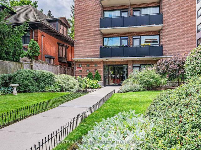 Apartment for sale in Woburn, Ontario
