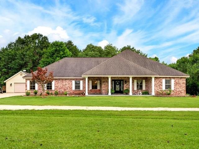 House for sale in Carriere, Mississippi