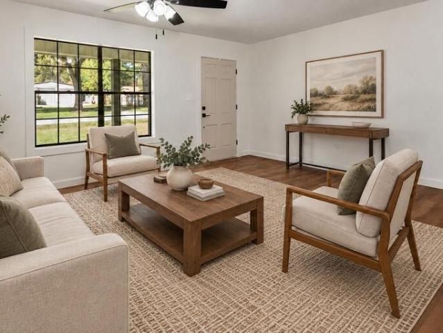 House for sale in Huntington, Texas
