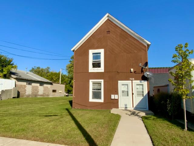 House for sale in Great Lakes, Illinois