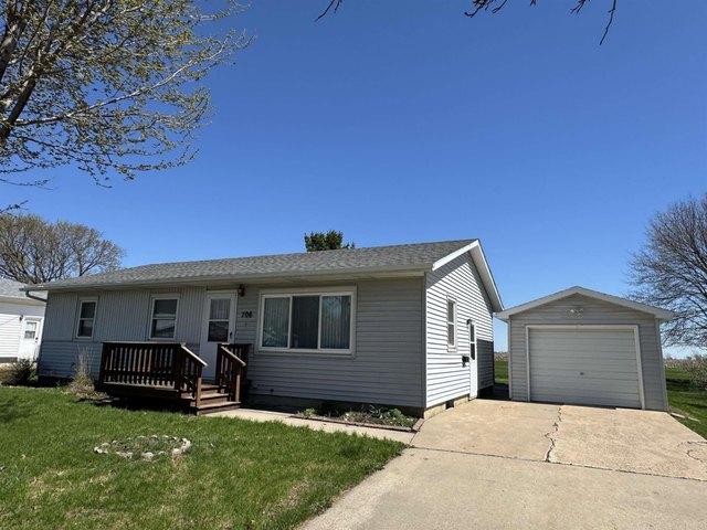 House for sale in Allison, Iowa