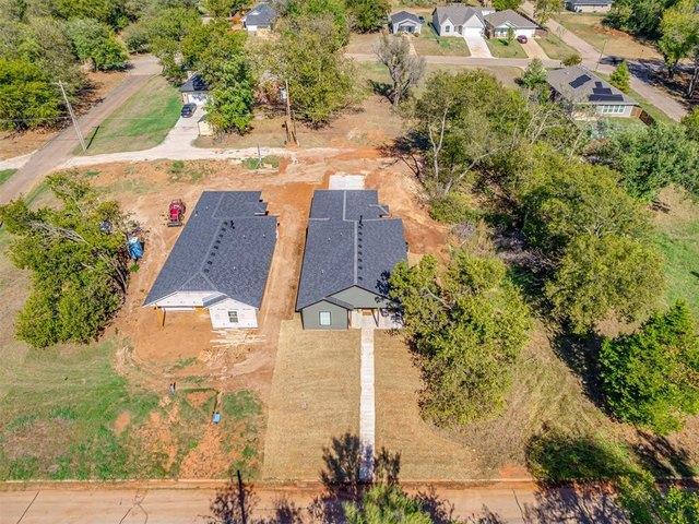 House for sale in Guthrie, Logan County