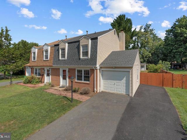 Townhouse for sale in Virginia