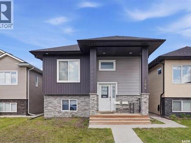 House for sale in Saskatoon, Saskatchewan