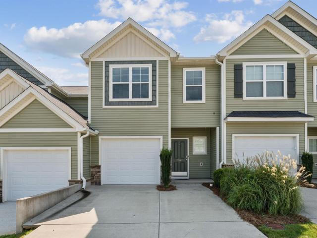 Townhouse for sale in Brookwood Point, Mauldin
