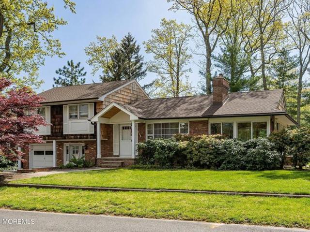 House for sale in Pine Beach, New Jersey