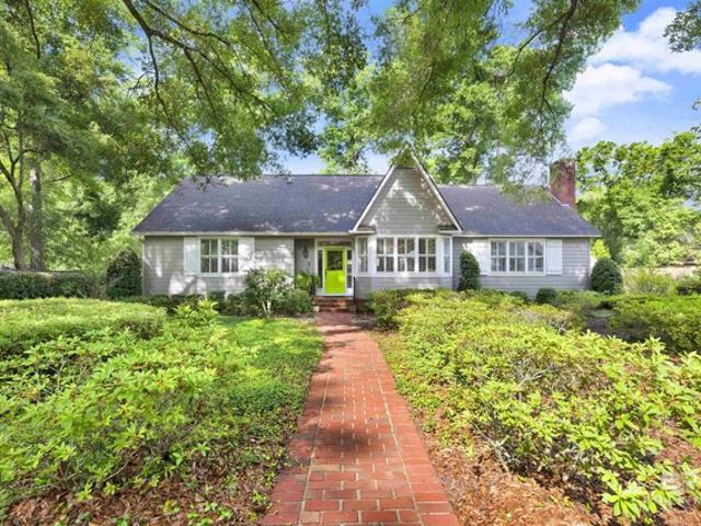 House for sale in Fairhope, Alabama