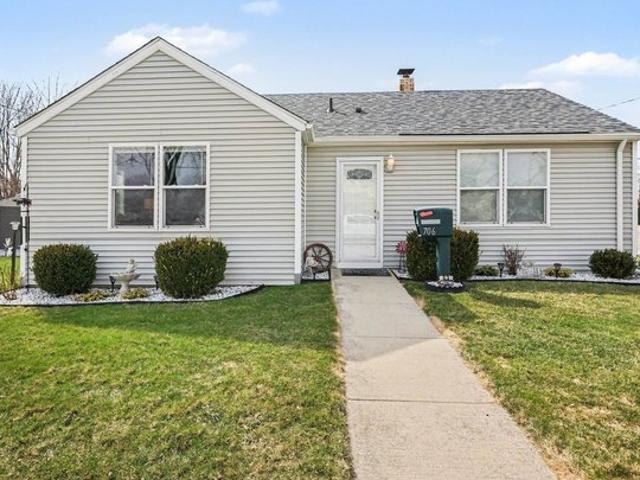 House for sale in Essexville, Michigan