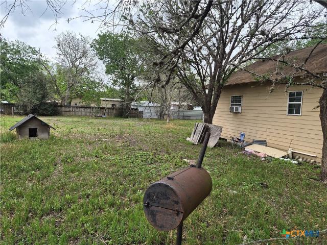 House for sale in Yoakum, Texas