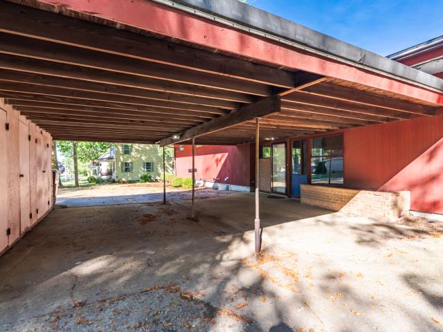 House for sale in Ashton, Illinois