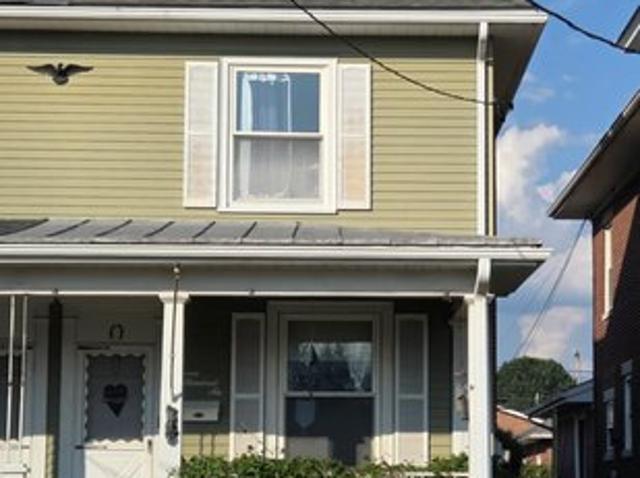 Townhouse for sale in Lebanon, Pennsylvania