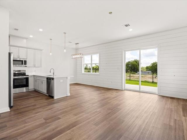 Townhouse for rent in Hamilton, Texas