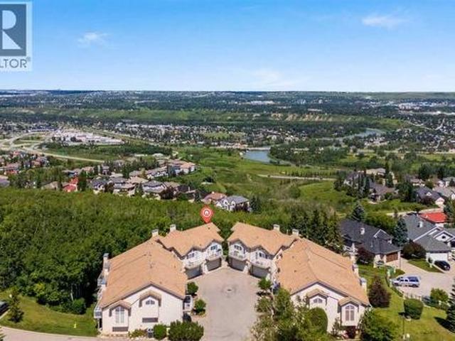 Townhouse for sale in Northwest, Alberta