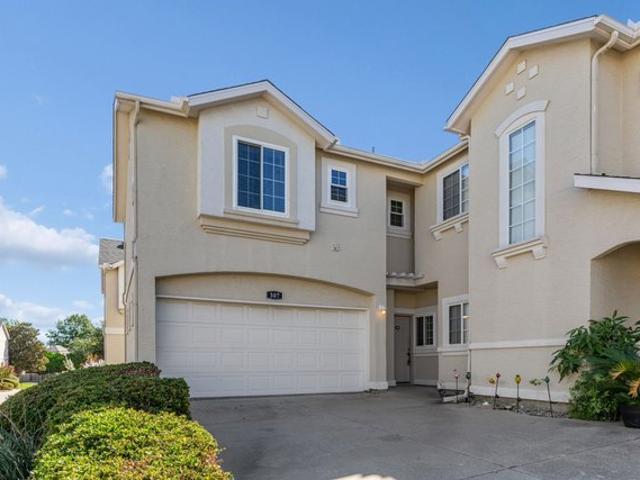 Condo for sale in Allen, Collin County