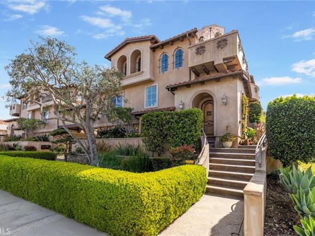 Condo for sale in Redondo Beach, California