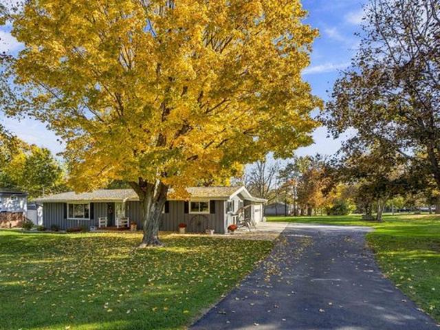 House for sale in Weyauwega, Waupaca County