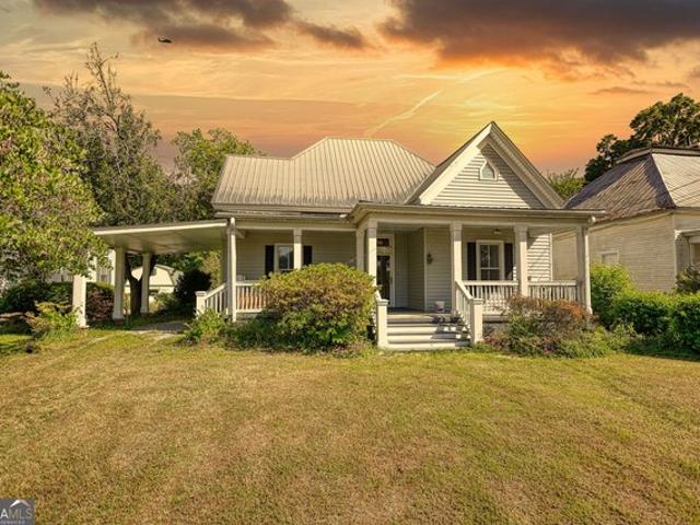 House for sale in Shady Dale, Georgia