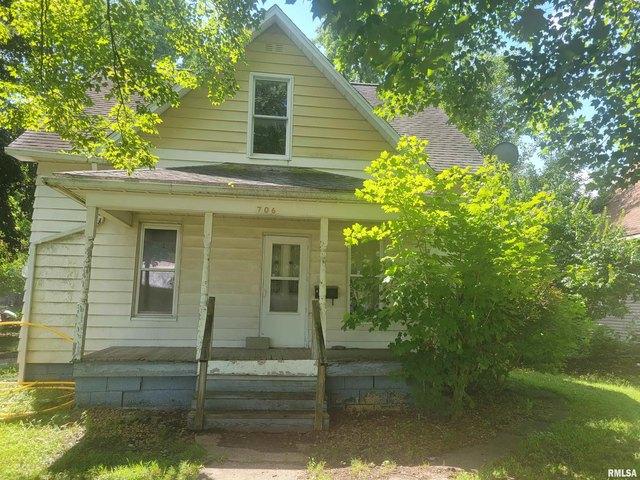 House for sale in Nokomis, Illinois