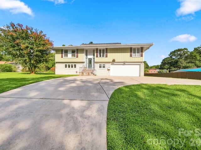 House for sale in Northview, Statesville