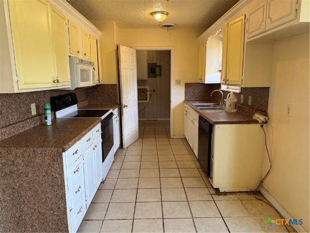 House for sale in Dewitt, Texas