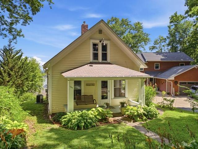 House for sale in Muscatine, Iowa