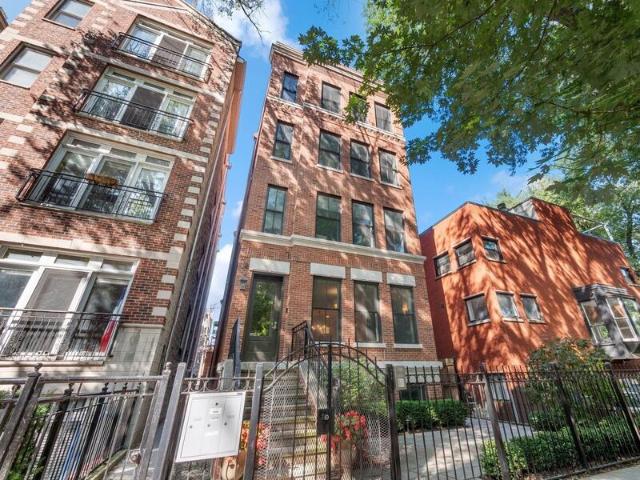 Duplex for sale in Chicago