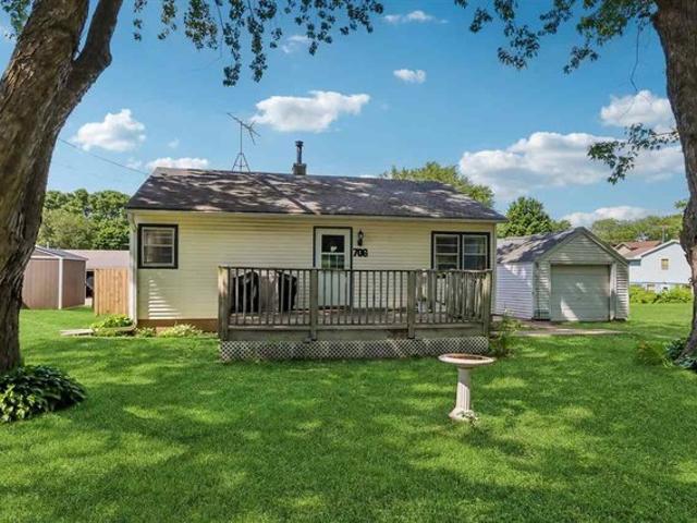 House for sale in Williamsburg, Iowa
