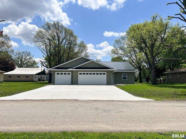House for sale in Marshall, Illinois