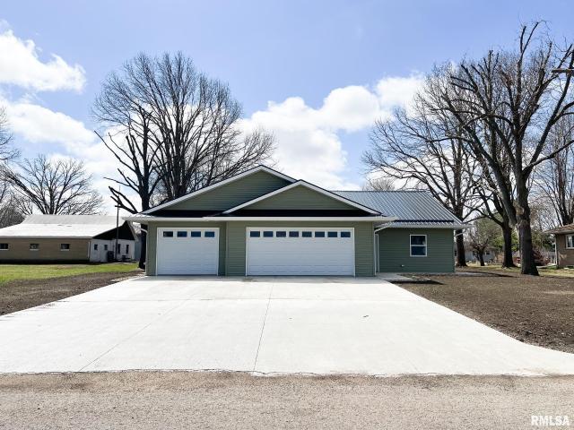 House for sale in Marshall, Illinois