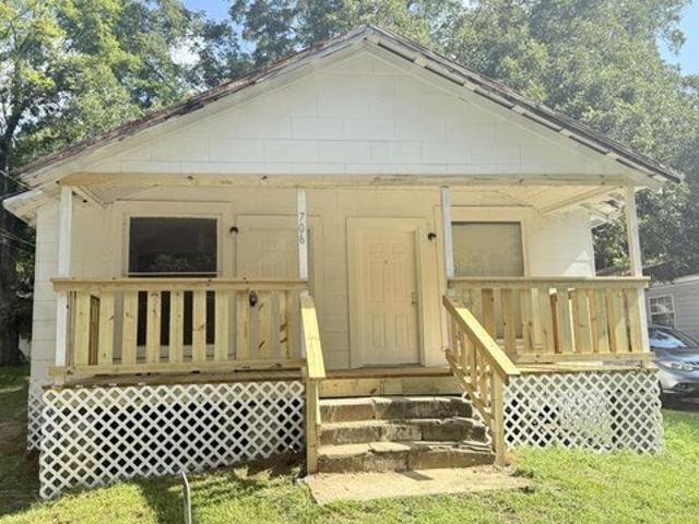 House for sale in Dothan, Alabama