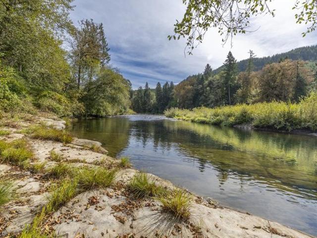 House for sale in Logsden, Lincoln County