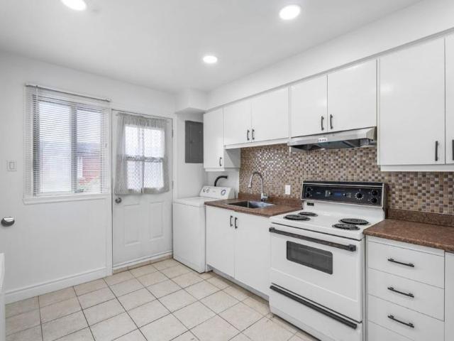 Apartment for rent in St. Leonard's, Quebec
