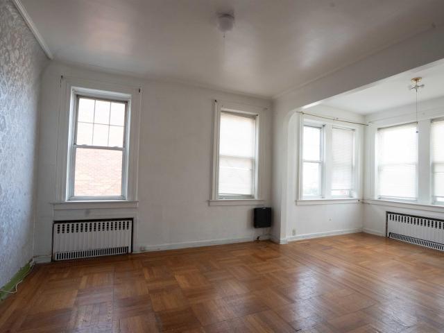 House for sale in Hudson, New Jersey