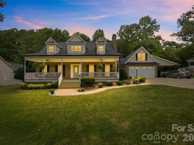 House for sale in Stanley, North Carolina