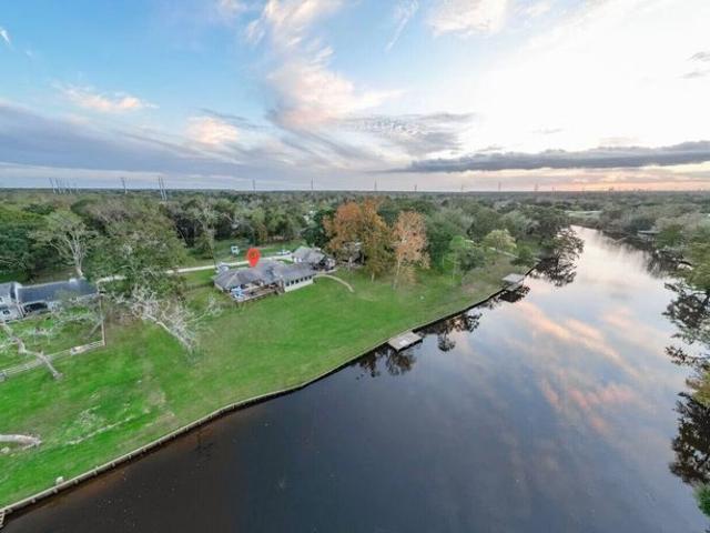 House for sale in Brazoria, Brazoria County