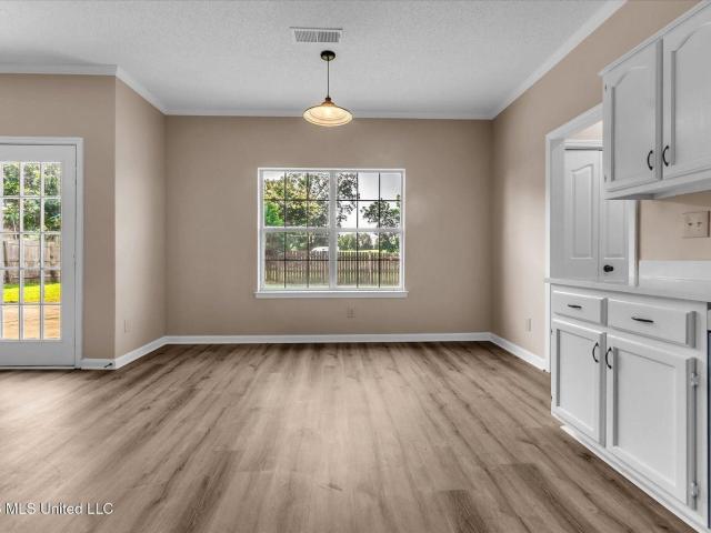 House for sale in Nesbit, Mississippi