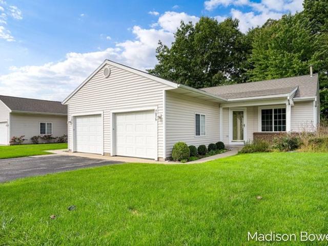 Condo for sale in Rockford, Michigan