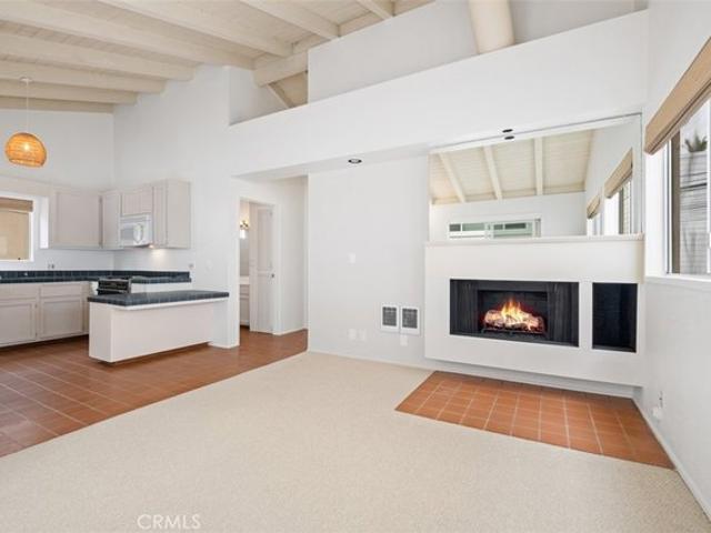 Condo for sale in Corona Del Mar, California