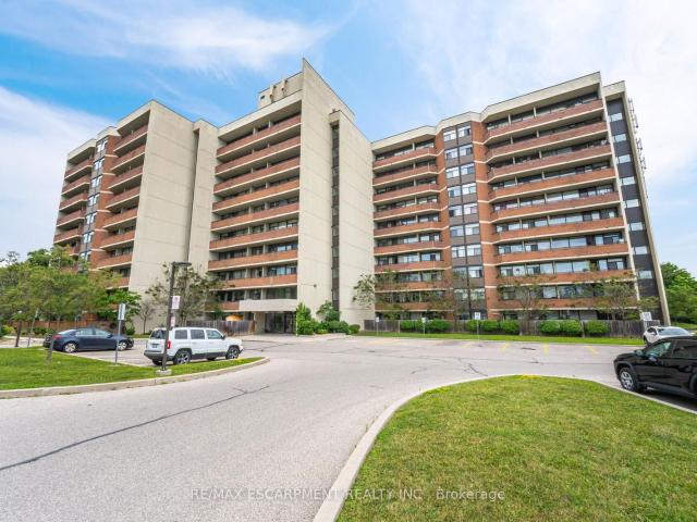 Condo for sale in Woburn, Ontario
